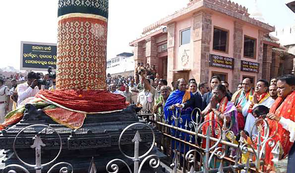 President Droupadi Murmu offers prayer at Sri Jaganath temple Puri