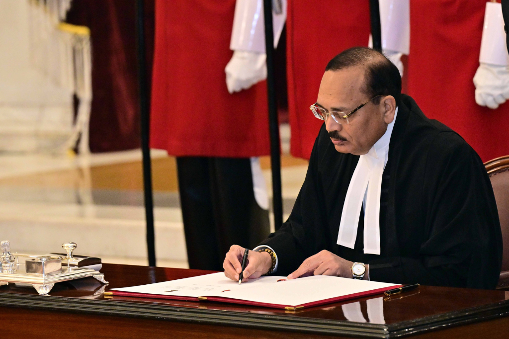 Justice Surya Kant Takes Oath As 53rd Chief Justice of India 3 WEB INSIDE PICS 2