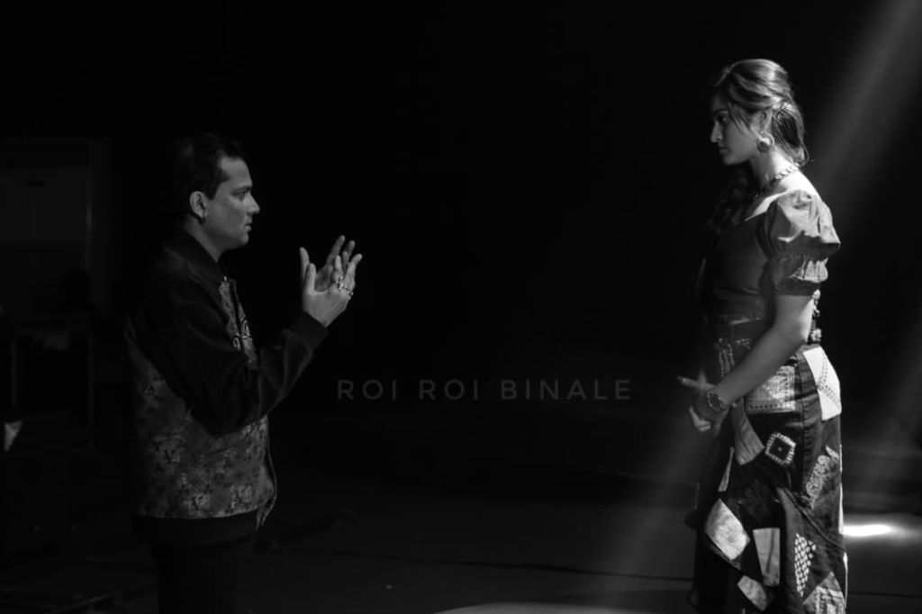 Her First Step, His Final Bow: Mousumi Alifa On ‘Roi Roi Binale’ 4 WEB INSIDE PICS 6
