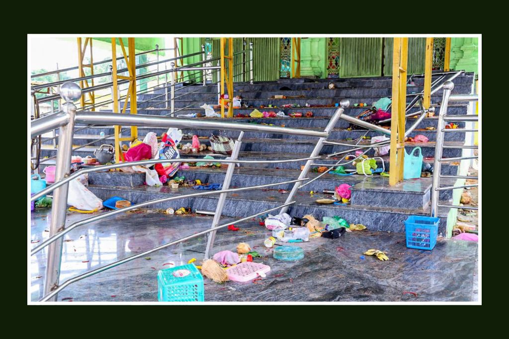 10 Dead In Temple Stampede At Andhra’s Srikakulam; PM Announces Ex Gratia Relief 1 WEBSITE THUMBNAIL WITHOUT TICKER 16